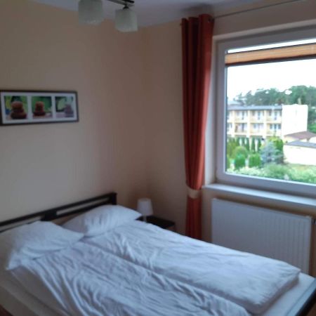 Apartament W Bursztynowych Komnatach Darlowo Bagian luar foto
