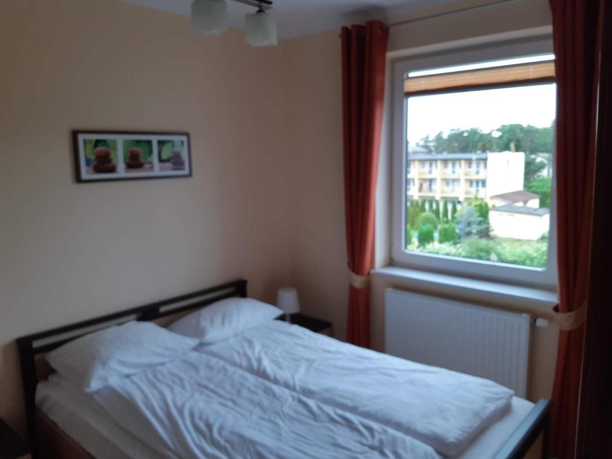 Apartament W Bursztynowych Komnatach Darlowo Bagian luar foto